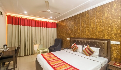 Superior Double Room, 1 King Bed, City View