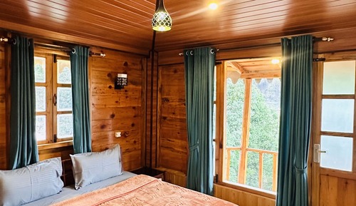 Luxury Cottage, 1 King Bed, Valley View