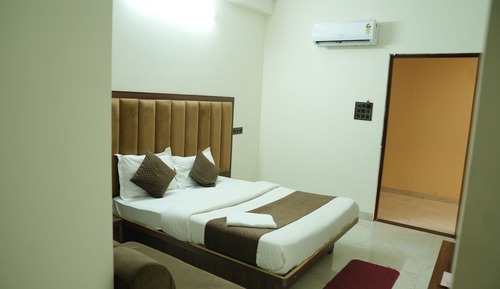 Deluxe Room, City View