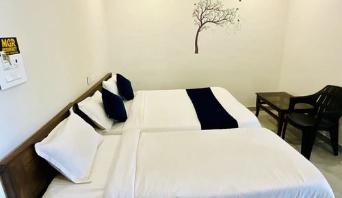 Luxury Triple Room, Non Smoking, Air conditioning