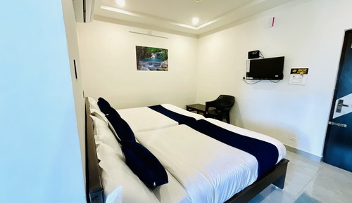 Luxury Quadruple Room, Air conditioning