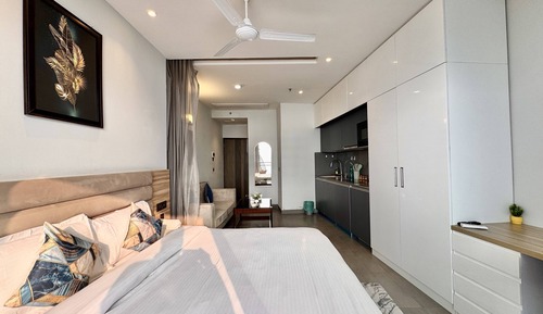 Signature Studio Suite, Balcony, River View