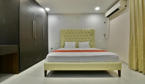 Deluxe Double Room, City View