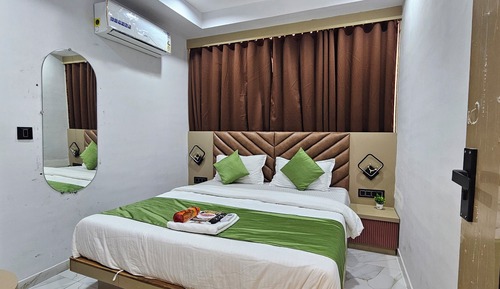 Deluxe Double Room, City View