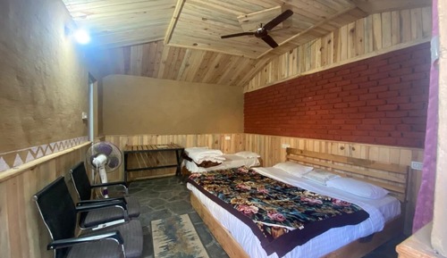 Luxury Single Room, Balcony, Mountain View