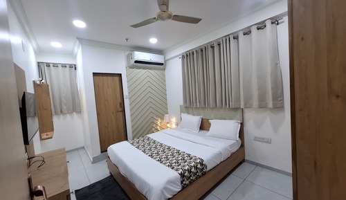 Standard Double Room, City View