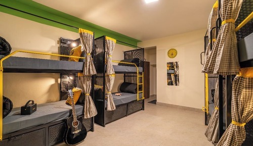 Bed in 8 Bed Mixed Dormitory