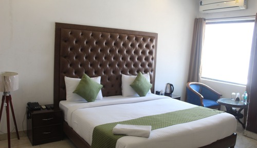 Super Deluxe Room