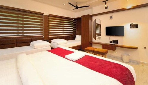 Luxury Premium King AC Room