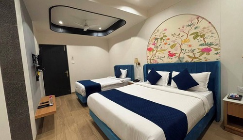 Elite Room