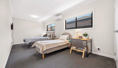 House, Multiple Beds
