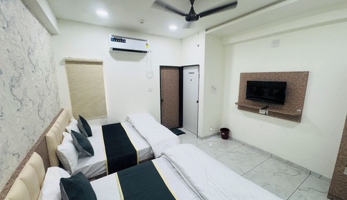 Family Twin Room