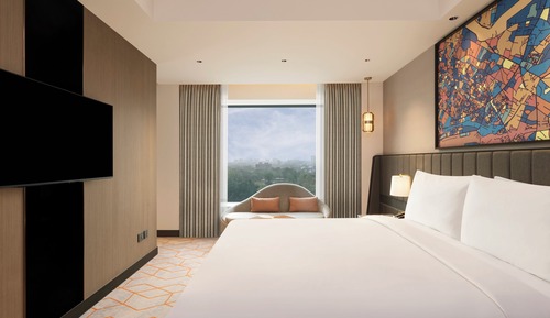 Premium Room, 1 King Bed