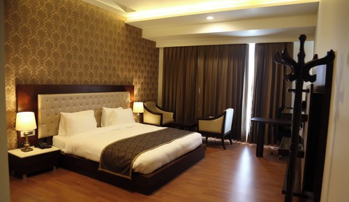 Executive Double Room, 1 King Bed, Non Smoking, City View