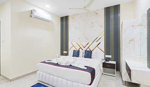 Family Studio Suite, City View