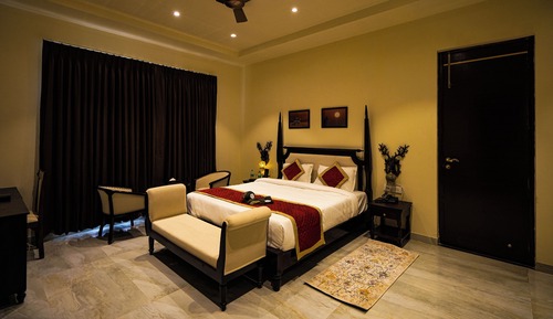 Zuper DeluxZ Room