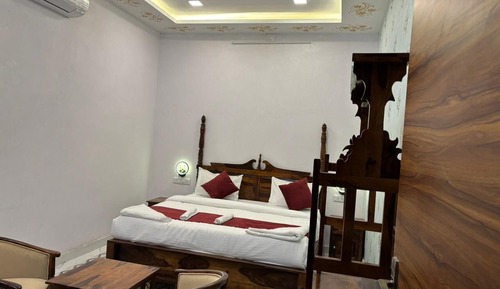 Basic Single Room, Non Smoking