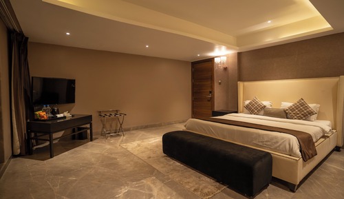 Valentia My Space (Lower Ground Floor - Private Sitout with No View)