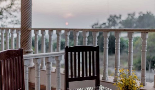 Deluxe Room, Balcony, Hill View