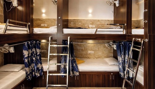 Ten Bed Private Dom Bunk Bed
