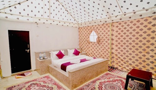Luxury Twin Room, Patio, Desert View