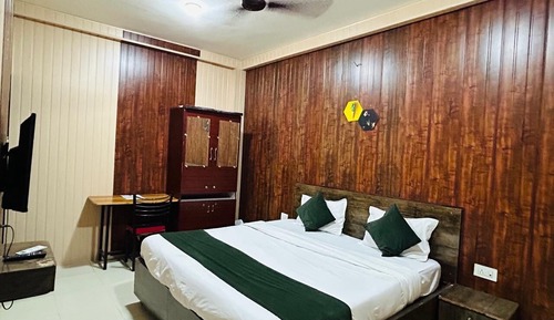 Classic Room, City View