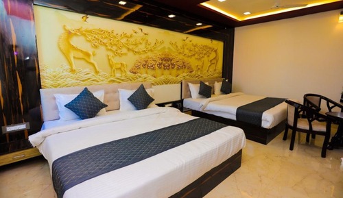 Premium Double Room, 1 King Bed, City View