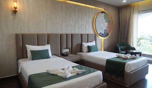 Super Deluxe Hill View Room with Balcony