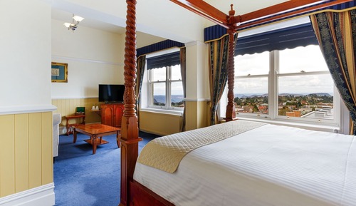 Junior Studio, 1 Queen Bed