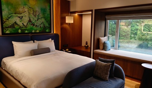 Suite, 1 King Bed, Non Smoking