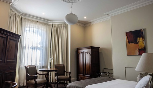 Queen Room