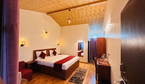 Double Room, Balcony, Mountain View