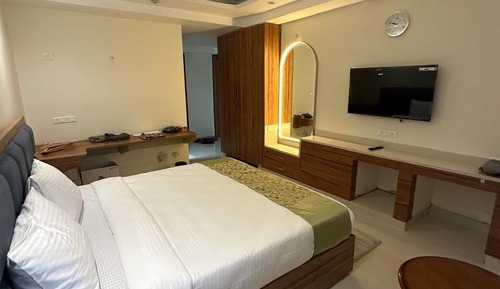 Deluxe Double Room, Balcony, City View