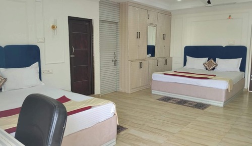 Family Quadruple Room, City View