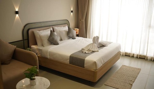 Junior Suite, City View