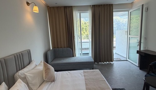 Executive Room, Balcony, Hill View