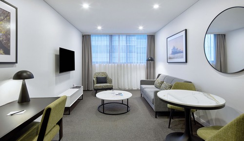 1 Bedroom Accessible Suite
