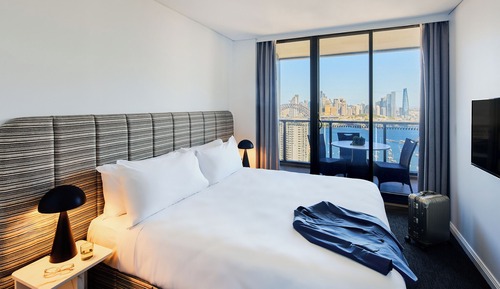 2 Bedroom Balcony Harbour View Suite