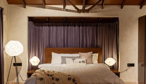 Double Room with Balcony (2 Adults + 1 Child)