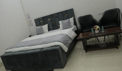 Superior King Room
