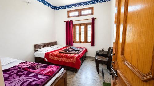 Triple Room with Private Bathroom