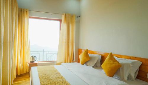 Quadruple Room with Balcony