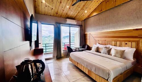 King Room with Balcony