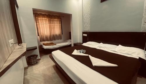 Basic Triple Room