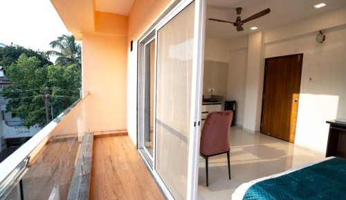 King Room with Balcony