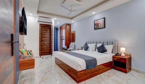 Deluxe Double Room with Balcony