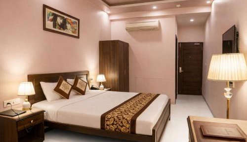 Deluxe Double Room with Balcony