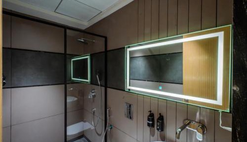 Studio Suite 