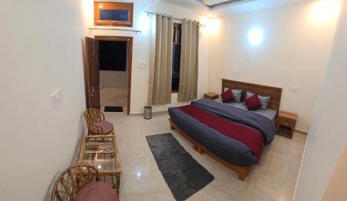 Double Room with Mountain View