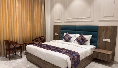 Suite with City View
